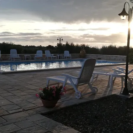 Trulli Dal Conte Apartment *